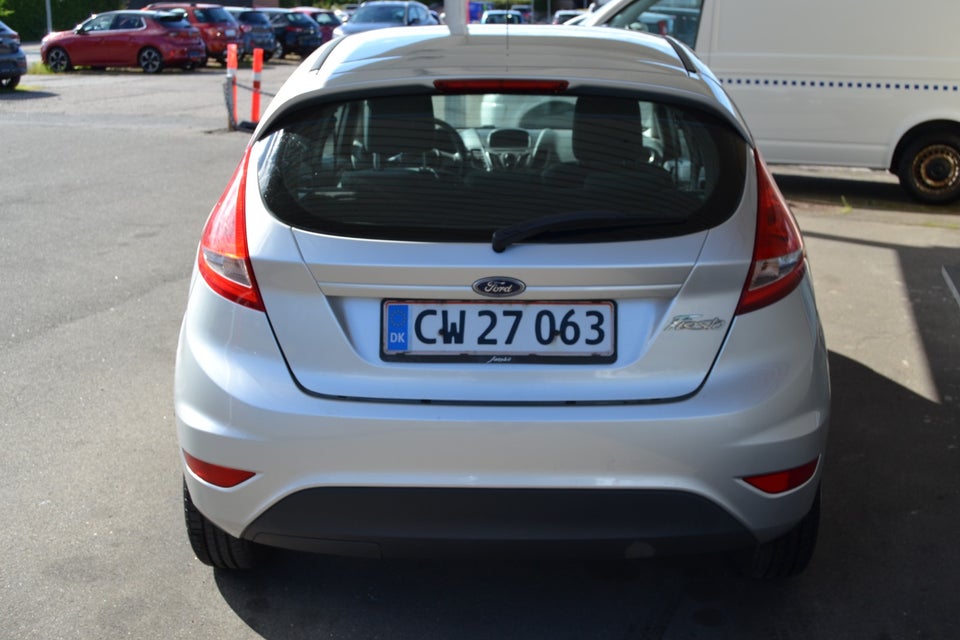 Ford Fiesta 1,25 60 Ambiente 5d