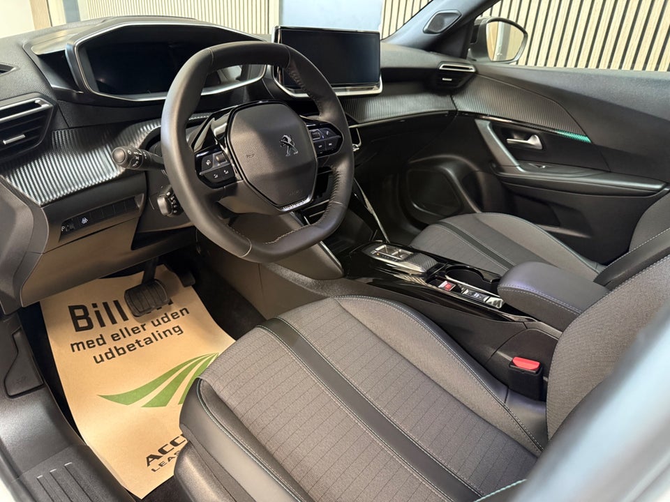 Peugeot e-2008 50 Allure Pack 5d
