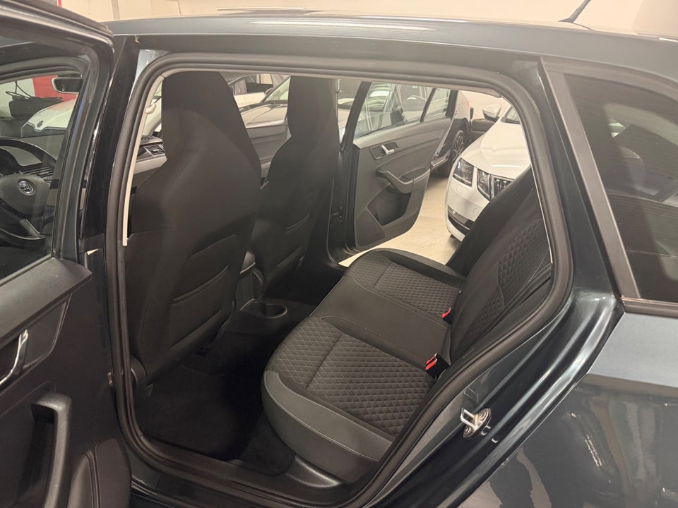 Skoda Rapid 1,2 TSi 90 Ambition Spaceback 5d