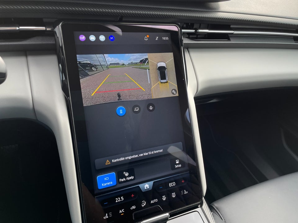 Ford Explorer 84 Premium Extended Range AWD 5d