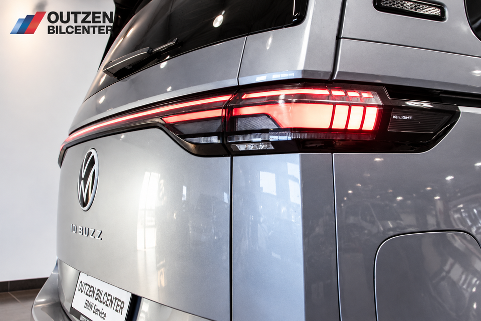 VW ID. Buzz 77 Pro Design SWB 5d