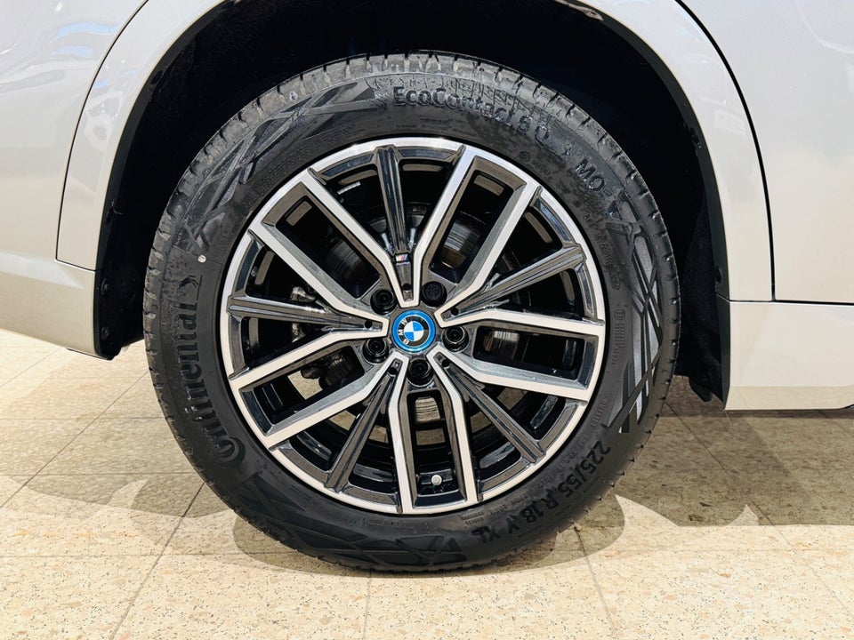 BMW iX1 eDrive20 M-Sport 5d