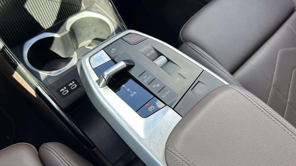 BMW iX1 xDrive30 5d