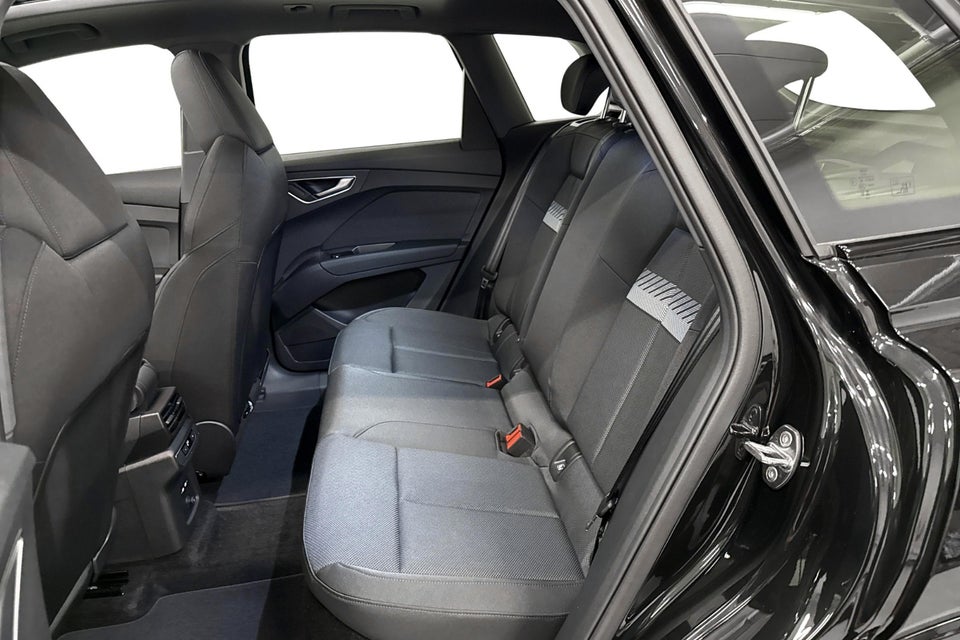 Audi Q4 e-tron 45 S-line Edition 5d