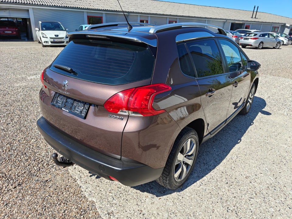 Peugeot 2008 1,2 VTi 82 Allure 5d