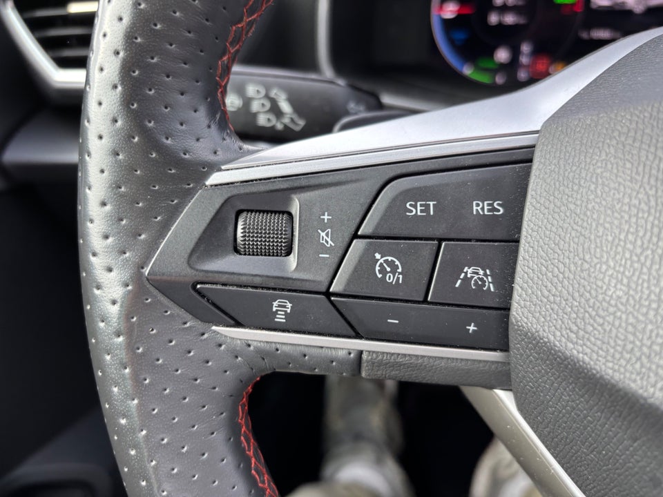 Seat Leon 1,4 eHybrid FR Sportstourer DSG 5d