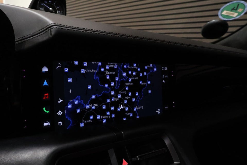 Porsche Taycan Turbo Performance+ 4d