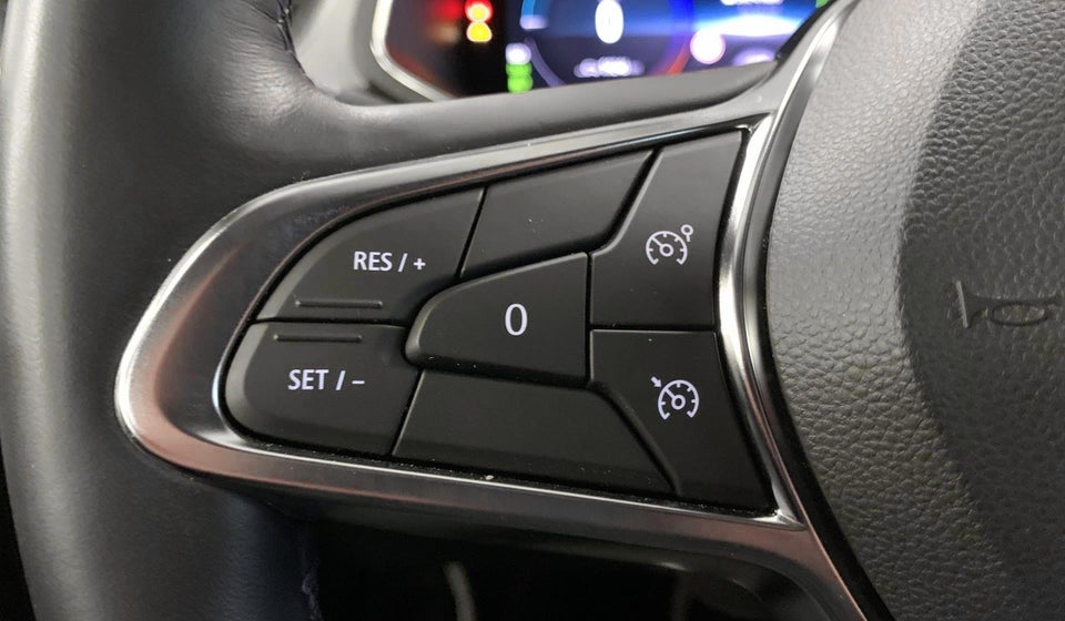 Renault Captur 1,6 E-Tech Intens 5d