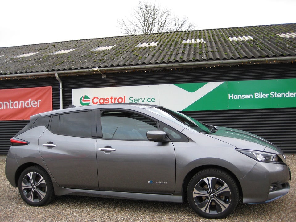 Nissan Leaf 62 e+ Tekna 5d