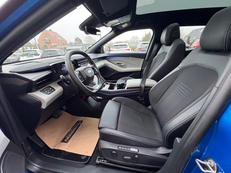 Ford Explorer 79 Premium Extended Range AWD 5d