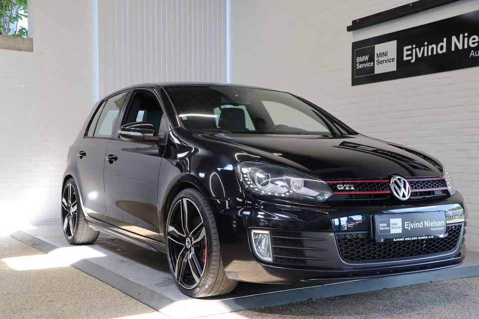 VW Golf VI 2,0 GTi DSG 5d