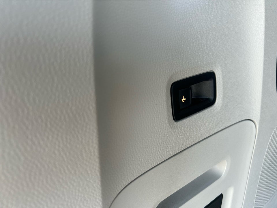 VW ID.Buzz 77 Style 75 Years Edition SWB 5d