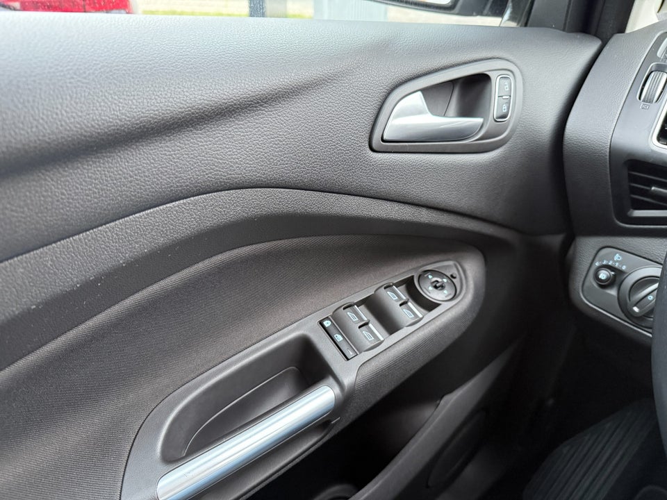 Ford C-MAX 1,5 SCTi 150 Titanium 5d