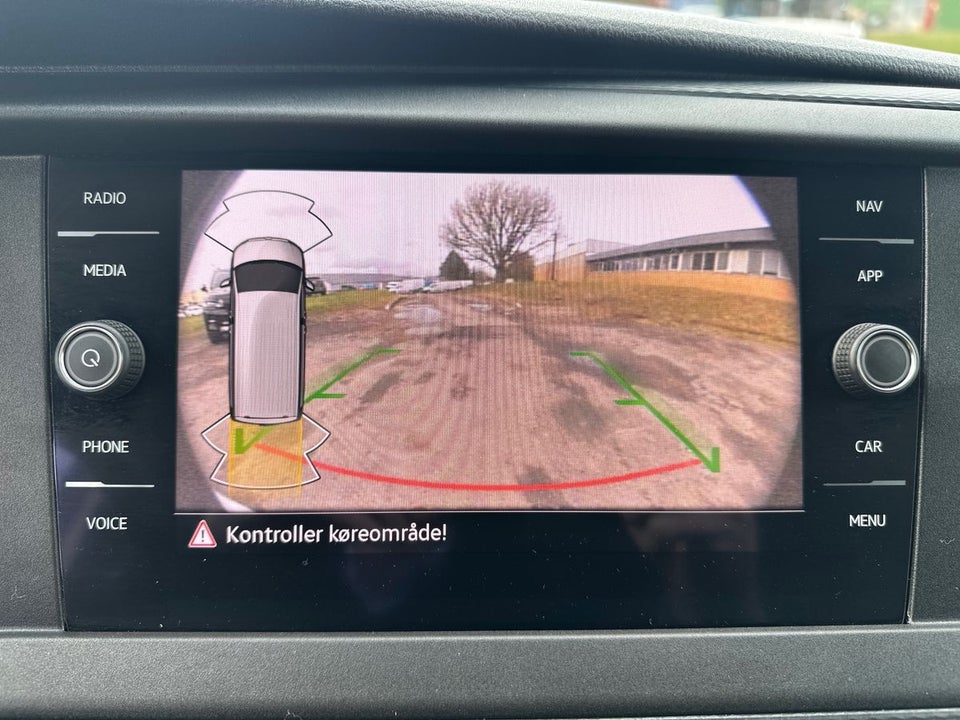 VW Transporter 2,0 TDi 150 Kassevogn DSG lang