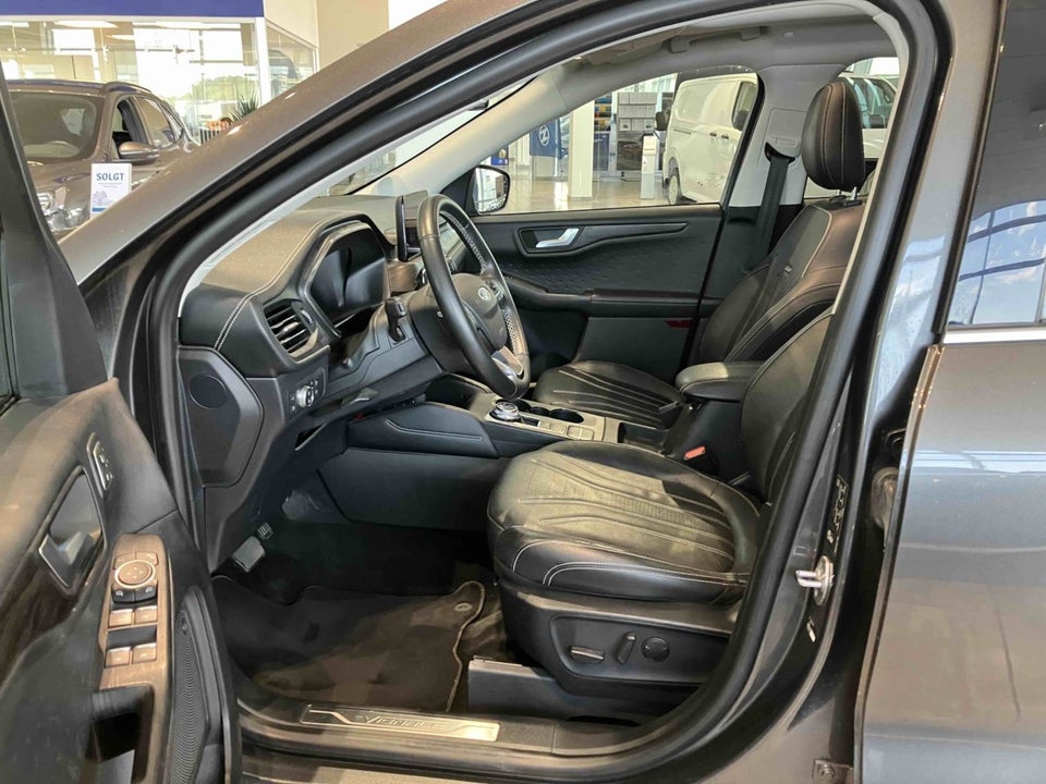 Ford Kuga 2,5 PHEV Vignale CVT 5d