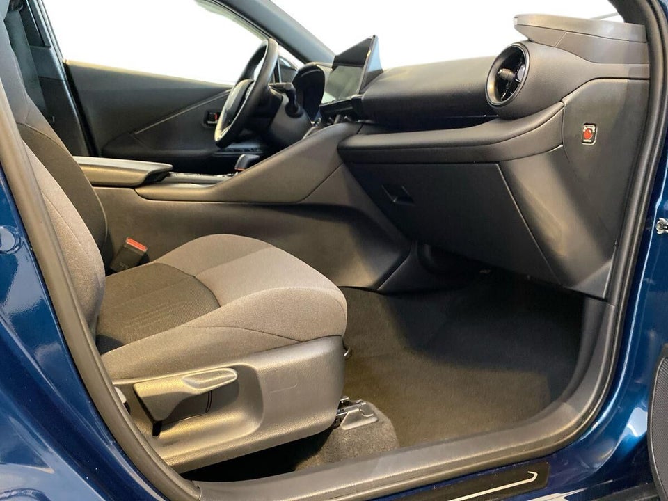 Toyota C-HR 1,8 Hybrid Style 5d