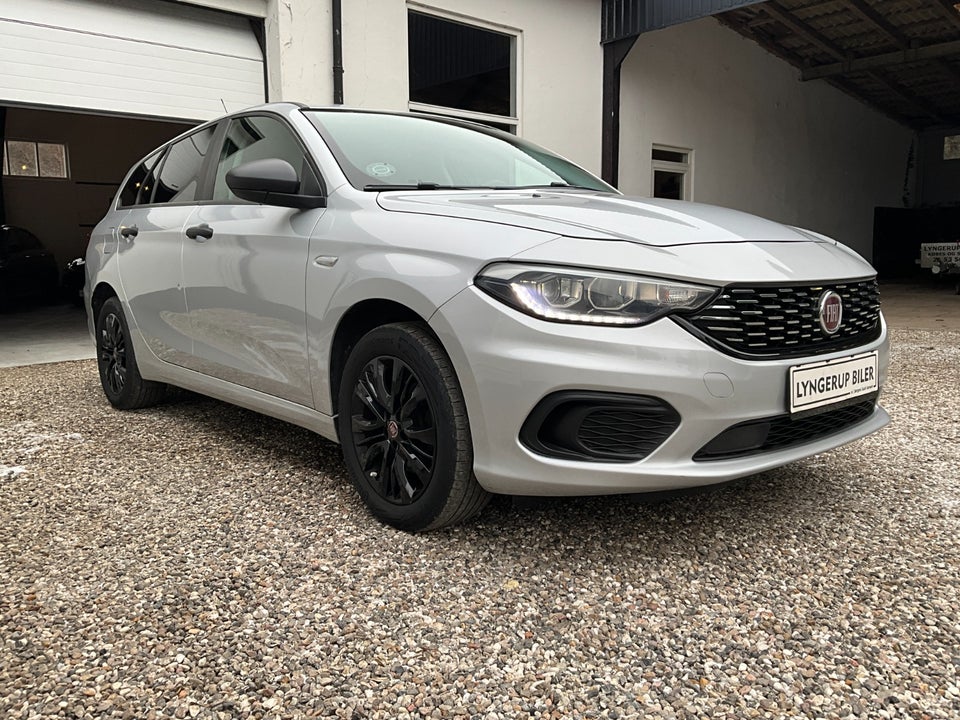 Fiat Tipo 1,4 16V Street SW 5d
