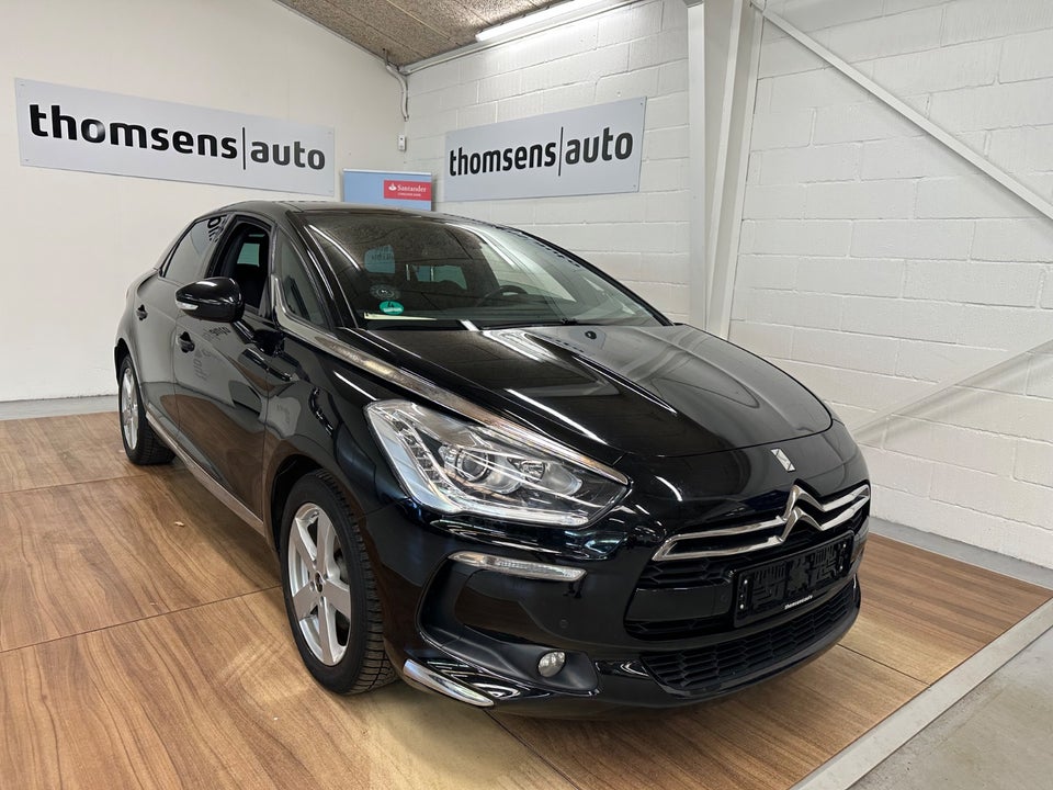 Citroën DS5 1,6 BlueHDi 120 Style 5d