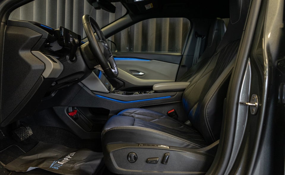 Ford Explorer 77 Premium Extended Range 5d