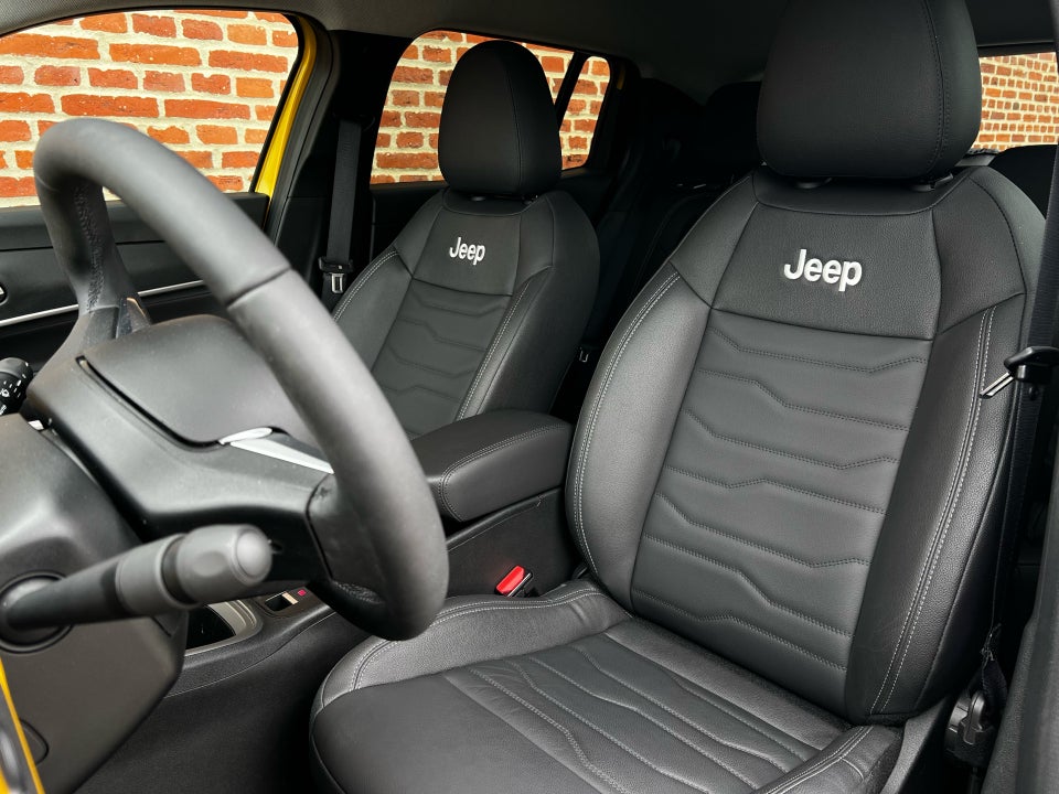 Jeep Avenger 54 Summit 5d