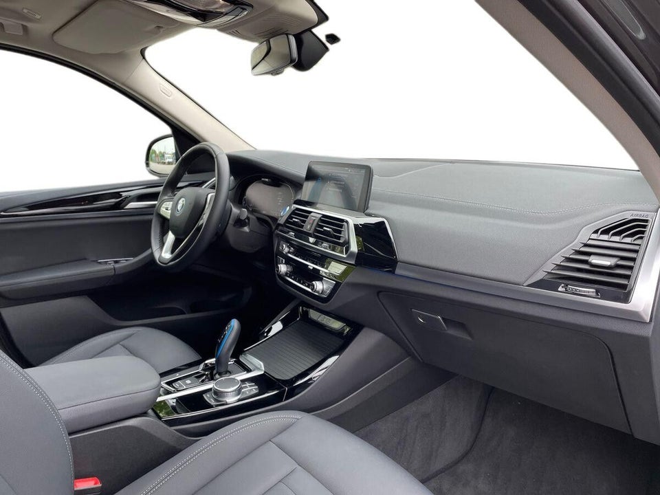 BMW iX3 Inspiring 5d