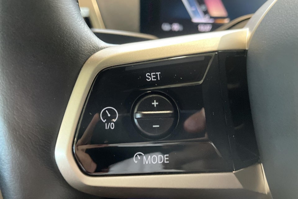 BMW iX xDrive40 Sport 5d