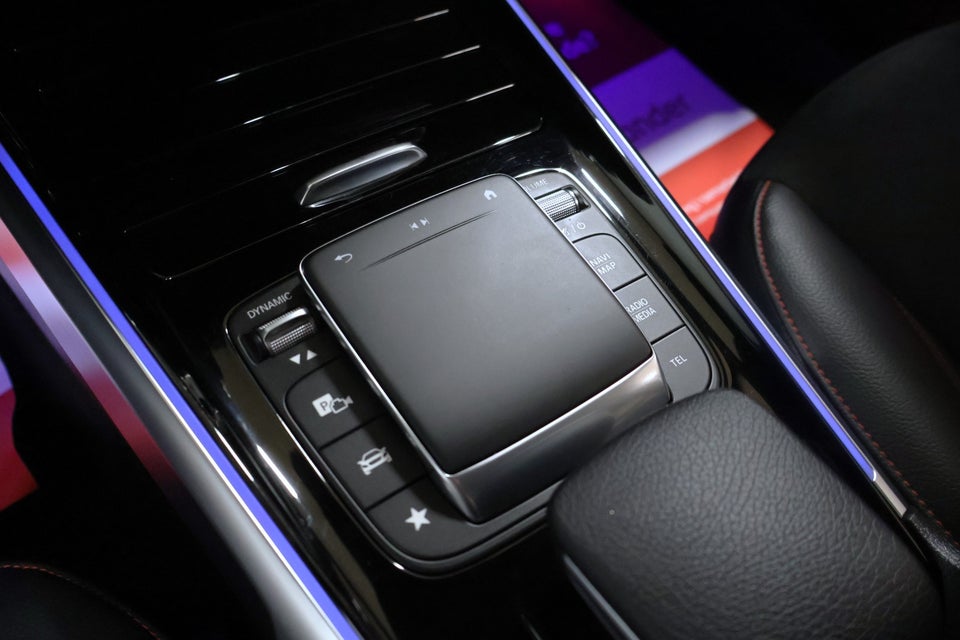 Mercedes EQB300 AMG Line 4Matic 7prs 5d