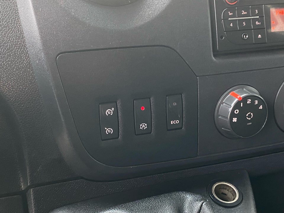 Renault Master III T35 2,3 dCi 165 L3 Db.Kab RWD 4d