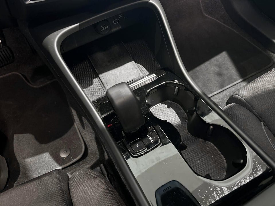 Volvo XC40 ReCharge Extended Range Plus 5d