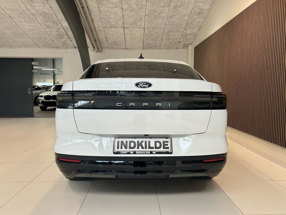 Ford Capri 79 Premium Extended Range AWD 5d