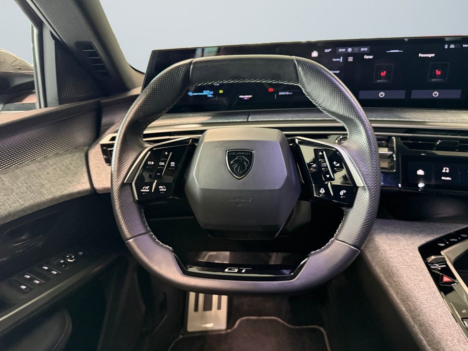 Peugeot e-5008 77 GT 7prs 5d