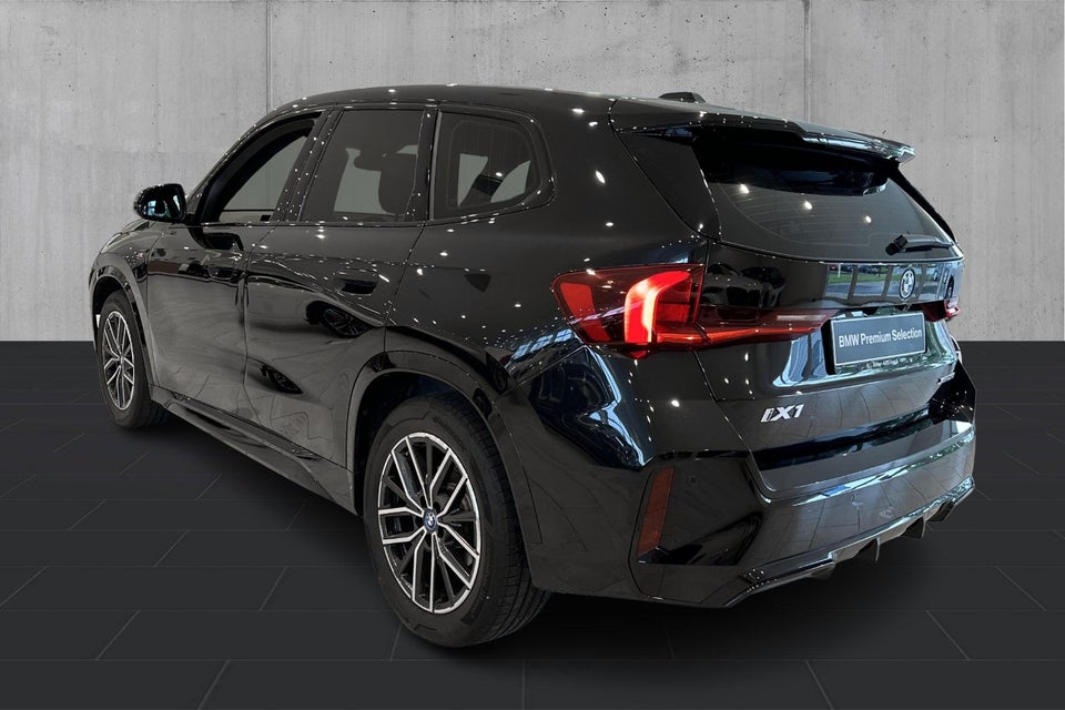 BMW iX1 xDrive30 M-Sport 5d