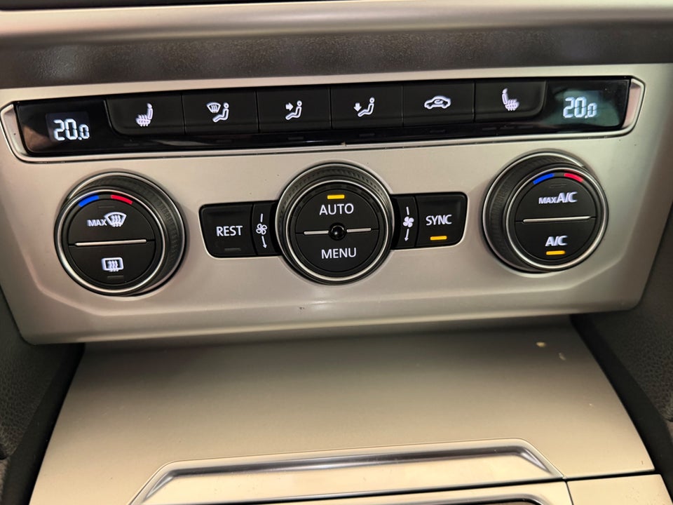 VW Passat 2,0 TDi 150 Highline+ Variant DSG 5d