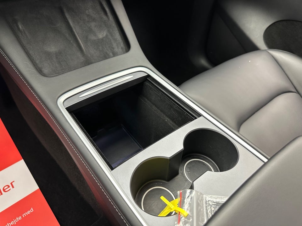 Tesla Model Y Long Range AWD 5d