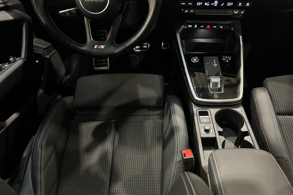 Audi A3 40 TFSi e S-line Sportback S-tr. 5d
