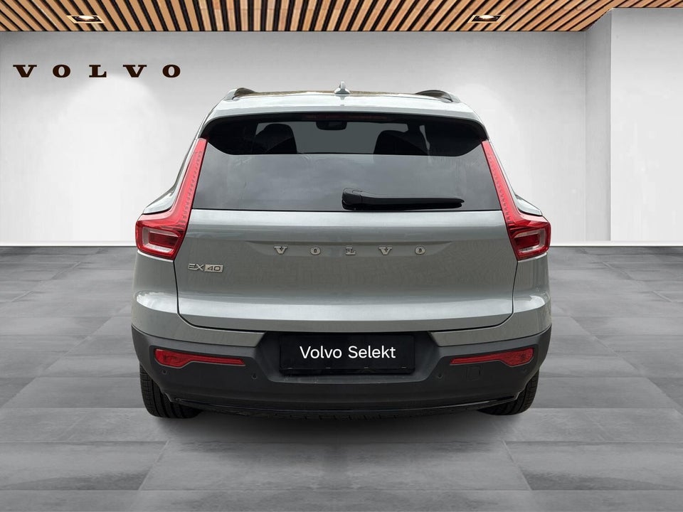 Volvo EX40 Extended Range Plus 5d