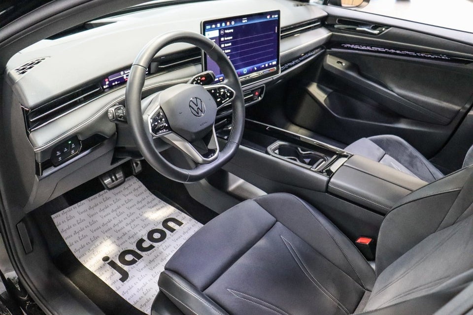 VW ID.7 77 Style+ Tourer 5d