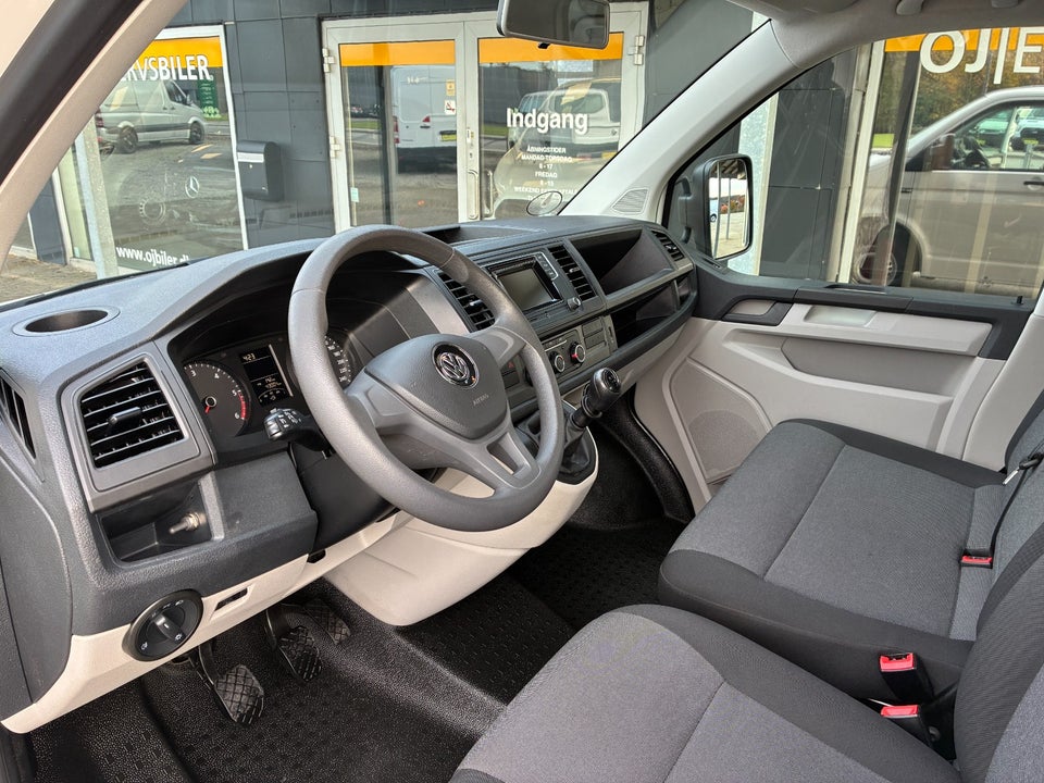 VW Transporter 2,0 TDi 102 Db.Kab m/lad 4d