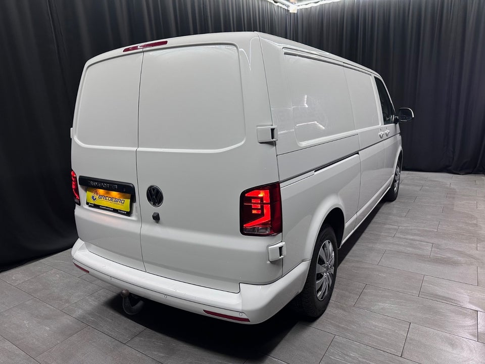 VW Transporter 2,0 TDi 150 Kassevogn DSG lang