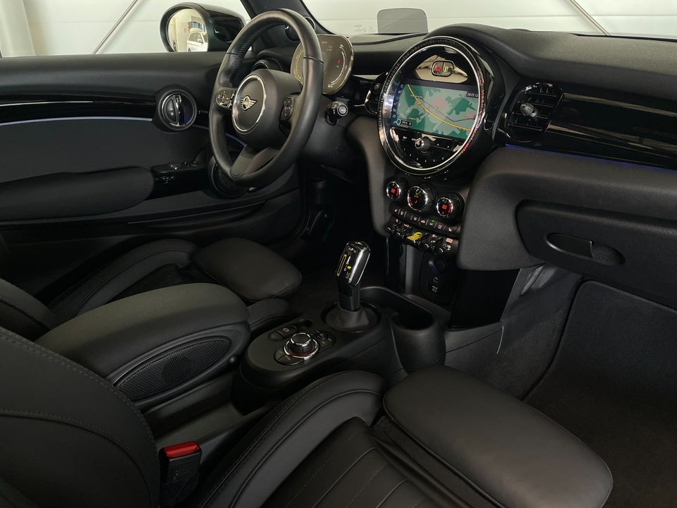 MINI Cooper SE Maximise 3d