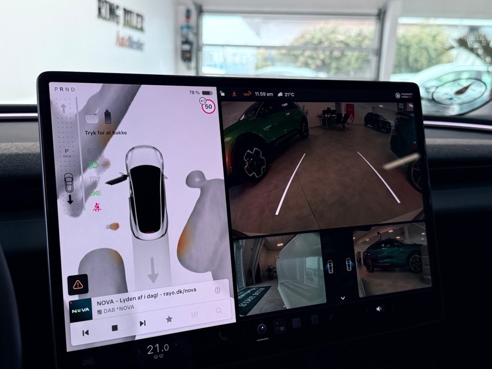Tesla Model 3 Long Range AWD 4d
