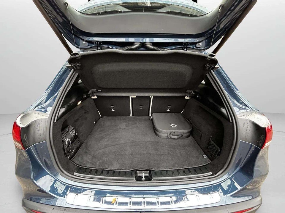 Mercedes EQA250+ Progressive 5d
