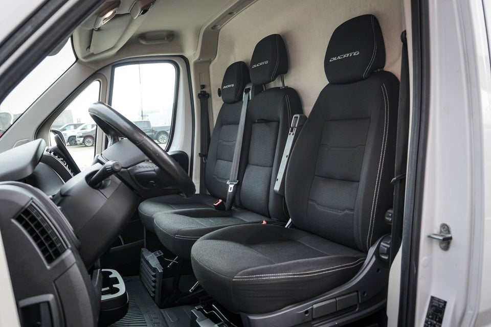 Fiat Ducato 35 2,2 MJT 160 Kassevogn L3H2 Pro+ aut.