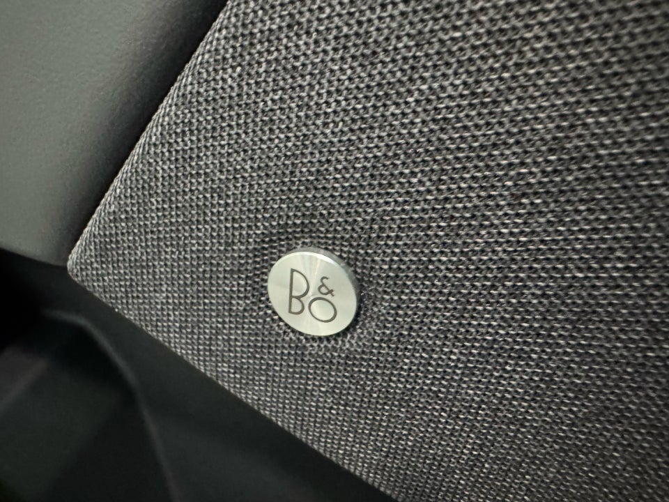 Ford Mustang Mach-E 98 Premium Extended Range AWD 5d