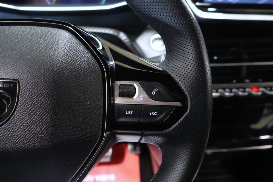 Peugeot e-208 54 GT 5d