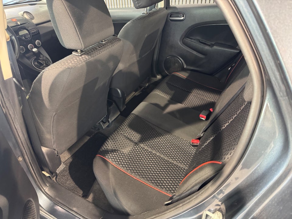 Mazda 2 1,3 Takara Edition 5d