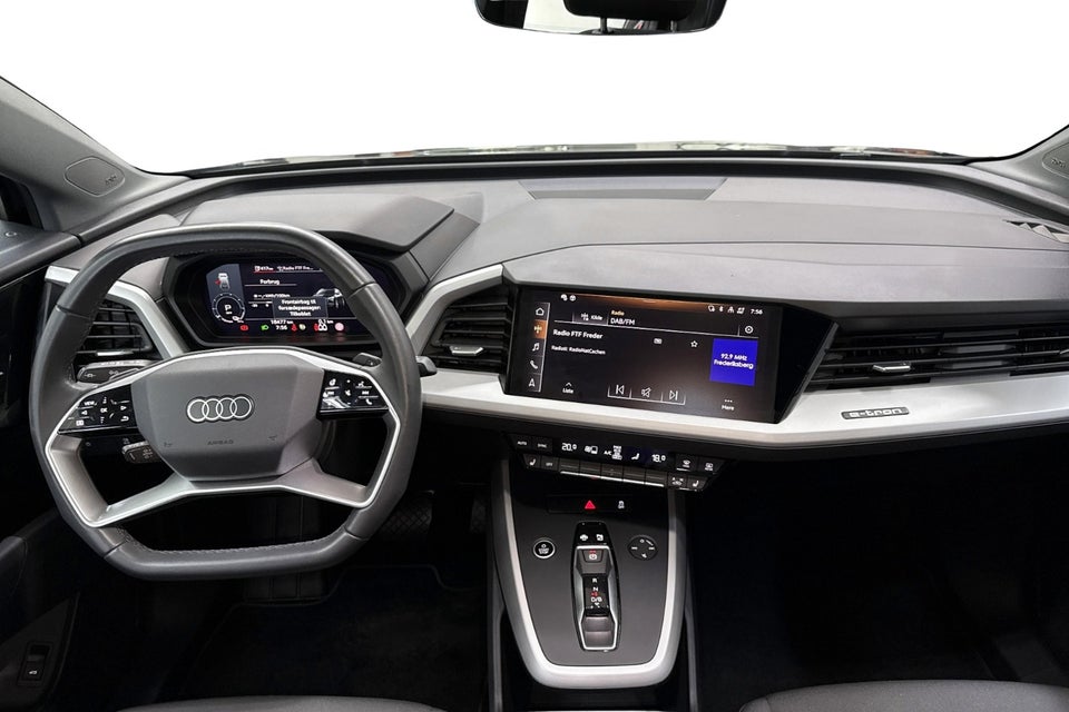 Audi Q4 e-tron 45 Progress 5d