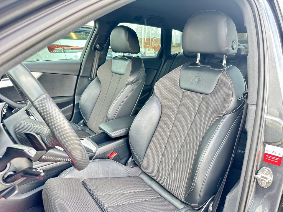 Audi A4 40 TDi S-line S-tr. 4d