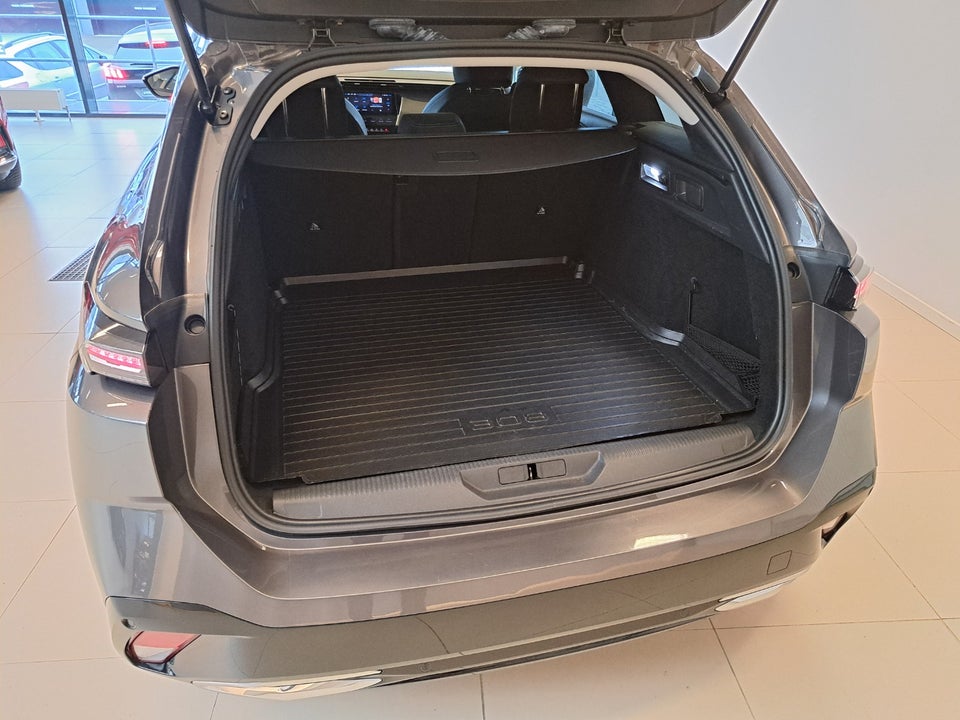 Peugeot 308 1,6 Hybrid First Selection SW EAT8 5d