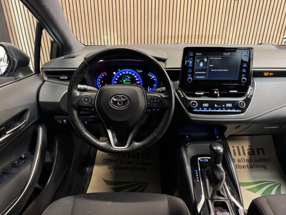 Toyota Corolla 1,8 Hybrid H3 Smart Touring Sports MDS 5d